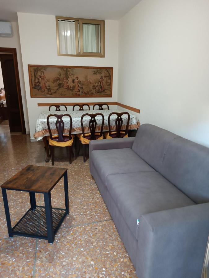 Hortis Apartment, 5 Persone, 2 Camere, Balcone, Metro C E Tram Per Il Centro 로마 외부 사진